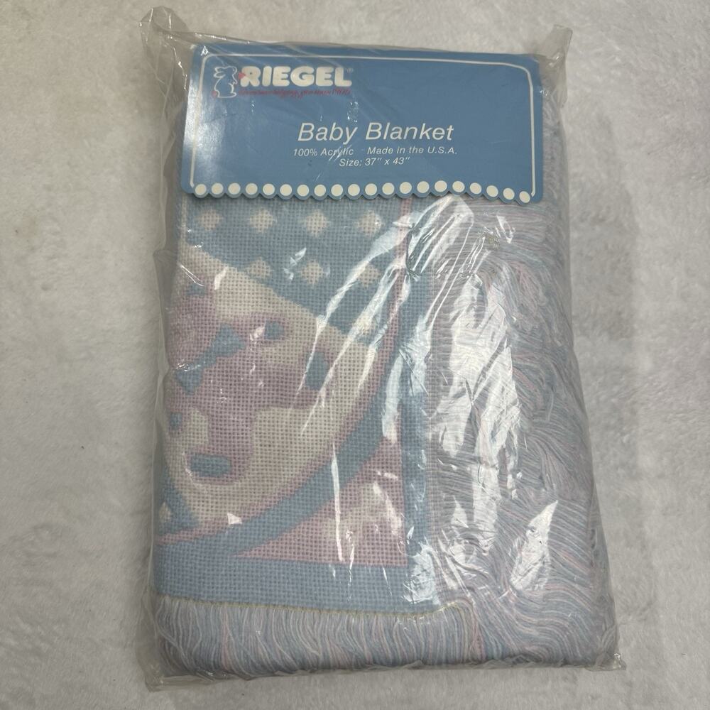 Vtg Riegel Teddy Bear Baby Blanket Pink Blue USA 37x43 Woven Fringe Throw Pastel